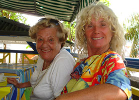 Margit et Mamy Benou