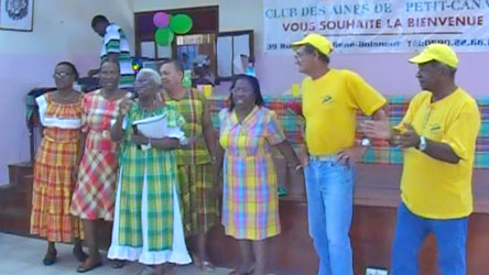 Les Choristes et la Prsidente des ACACIAS, Jojo et Roger