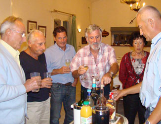 Bernard, Michel, Bruno, Papy Benou, Mamie et Michel