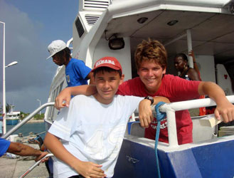 Paul et Raphal au dpart du Colibri